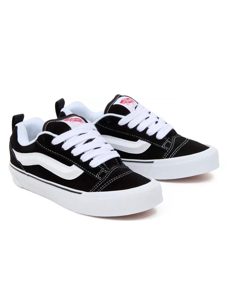 Calzado Vans Knu Skool Negra/Blanca